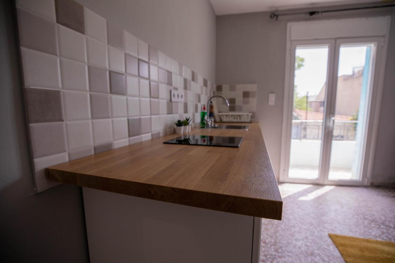 Athens Apartments Bagian luar foto