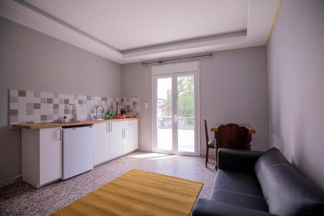 Athens Apartments Bagian luar foto