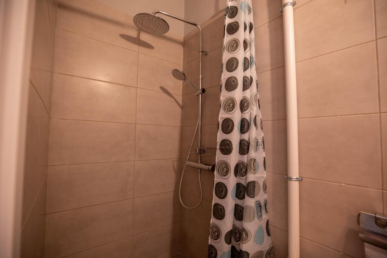 Athens Apartments Bagian luar foto